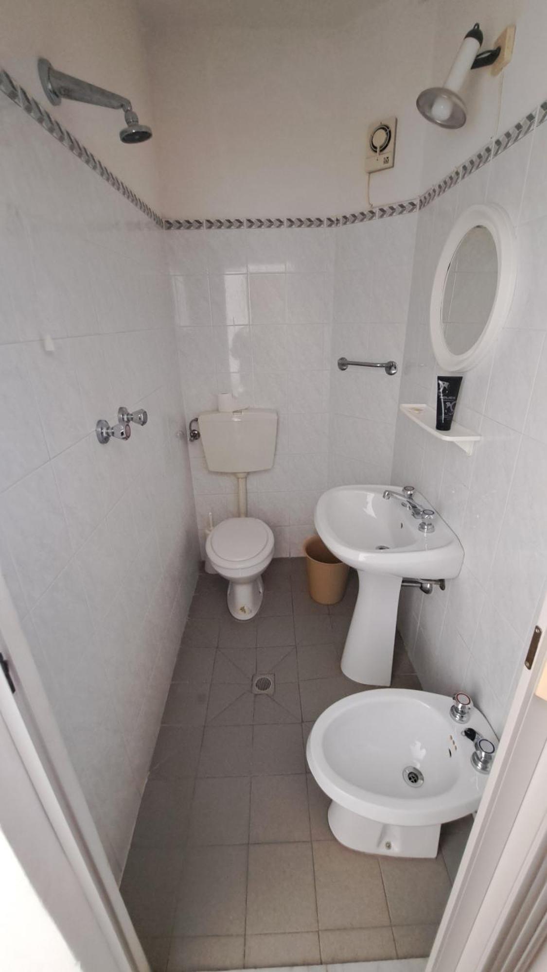 Hotel Alberta Massa  Bagian luar foto